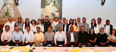 Recuperación de la grandeza de Michoacán avanza con un proyecto estatal respaldado por la dirigencia del PRD, alcaldes, la senadora Araceli Saucedo y el GPPRD Recuperación de la grandeza de Michoacán avanza con un proyecto estatal respaldado por la dirigencia del PRD, alcaldes, la senadora Araceli Saucedo y el GPPRD