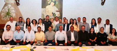 Recuperación de la grandeza de Michoacán avanza con un proyecto estatal respaldado por la dirigencia del PRD, alcaldes, la senadora Araceli Saucedo y el GPPRD Recuperación de la grandeza de Michoacán avanza con un proyecto estatal respaldado por la dirigencia del PRD, alcaldes, la senadora Araceli Saucedo y el GPPRD