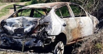 Hallan cadáver calcinado dentro de un vehículo incendiado en Nocupétaro.
