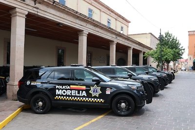 Entrega de patrullas Ayuntamiento