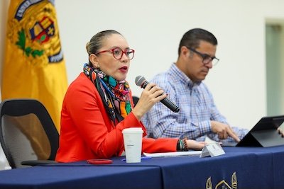 rectora Universidad